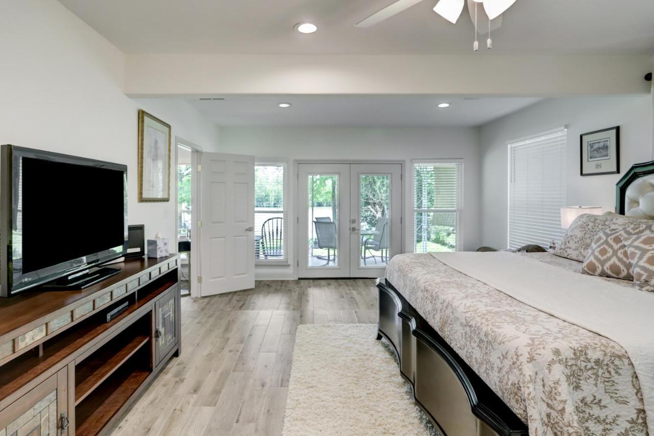 Kingwood - 10 Mins From Iah - Front Holiday home