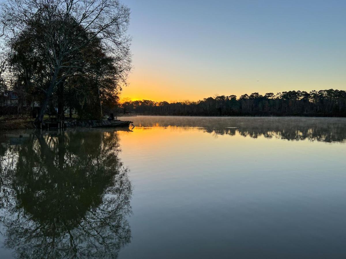 Kingwood - 10 Mins From Iah - Front Holiday home